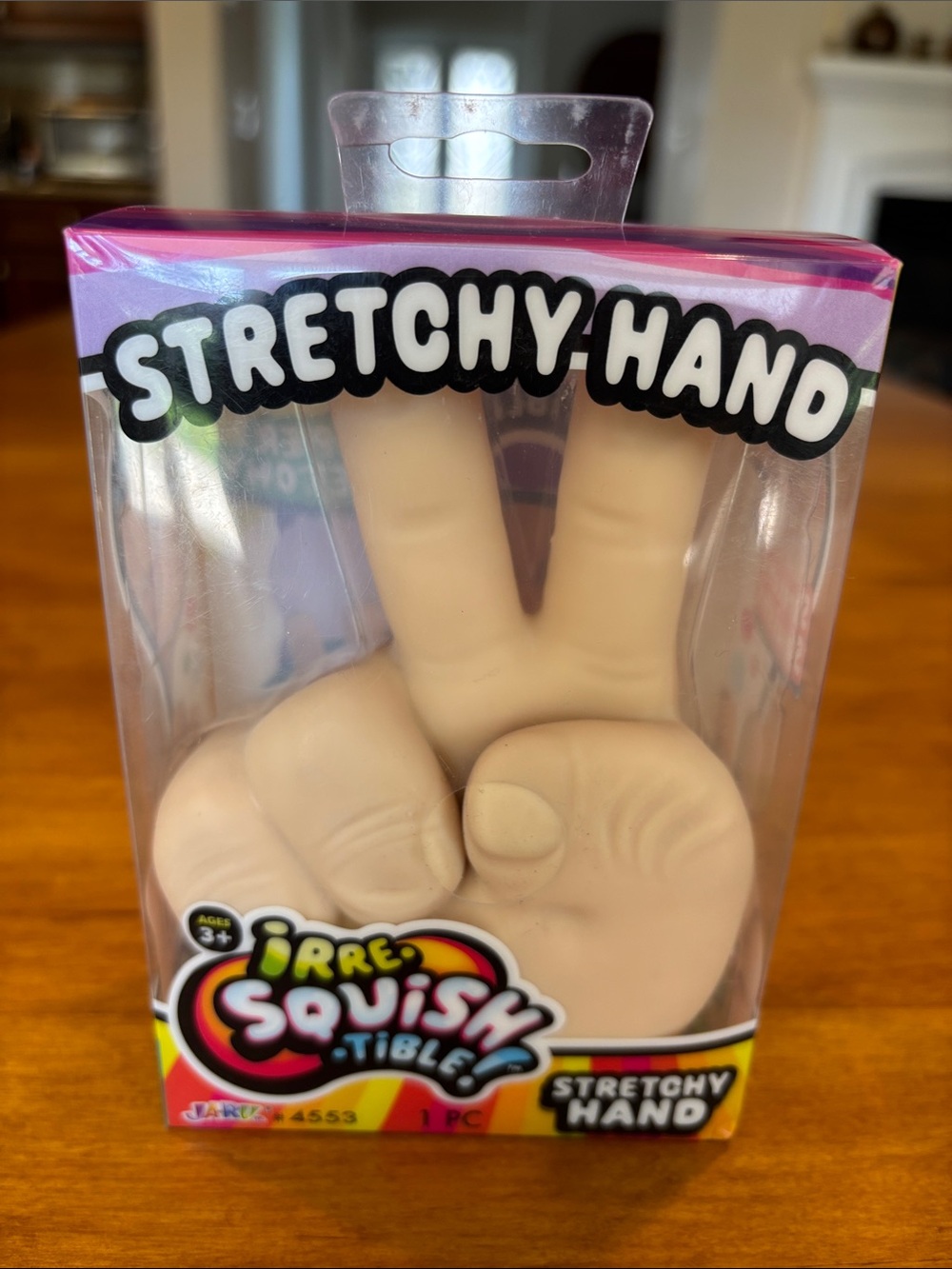 VIRAL STRETCHY HAND IRRE-SQUISH-TIBLE Peace Sign NEW Great ASMR Sensory Toy✌🏼